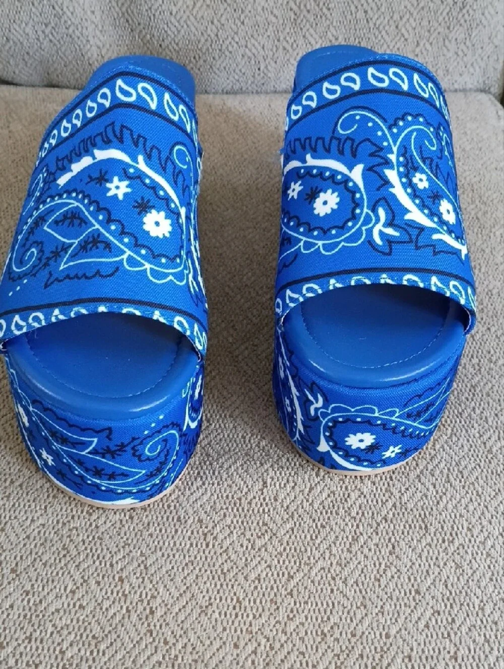 Liliana Blue Paisley Platform Slide Sandals
